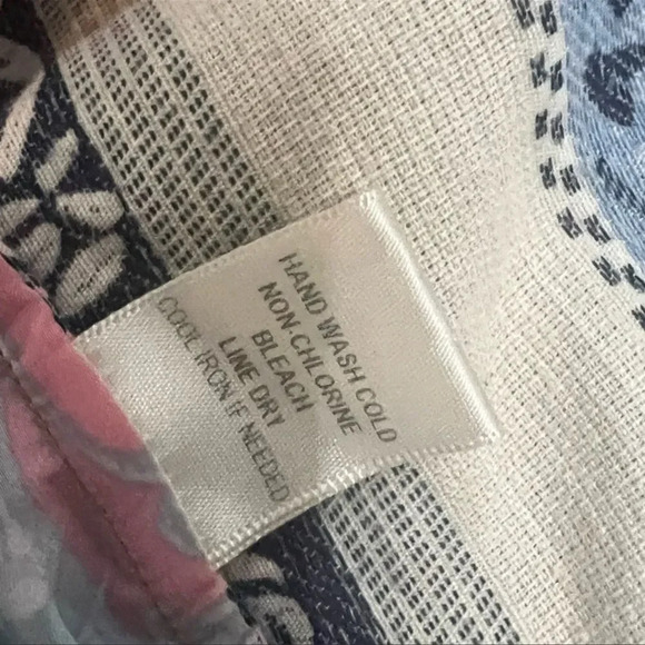 Anthropologie Aratta Silent Journey Top with amazing detail EUC - Picture 5 of 9